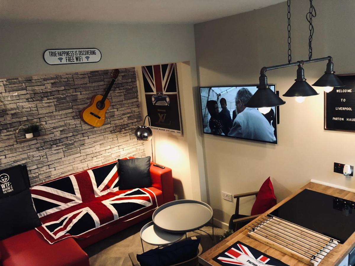 3 Double Bed Brittania Styled Central Home Near Lfc Sleeps 6 With Free Business Super Fast Fibre Broadbandリヴァプール エクステリア 写真