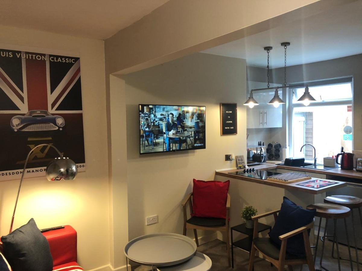 3 Double Bed Brittania Styled Central Home Near Lfc Sleeps 6 With Free Business Super Fast Fibre Broadbandリヴァプール エクステリア 写真