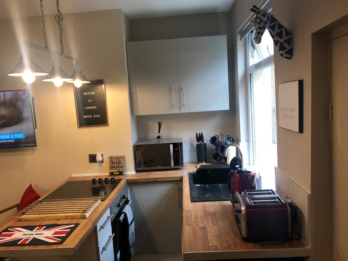 3 Double Bed Brittania Styled Central Home Near Lfc Sleeps 6 With Free Business Super Fast Fibre Broadbandリヴァプール エクステリア 写真