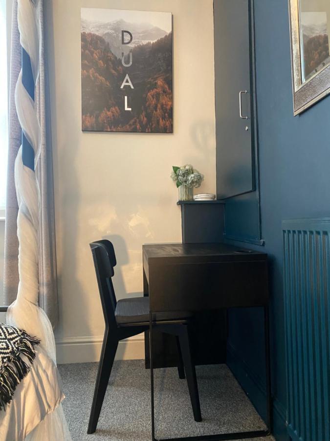 3 Double Bed Brittania Styled Central Home Near Lfc Sleeps 6 With Free Business Super Fast Fibre Broadbandリヴァプール エクステリア 写真